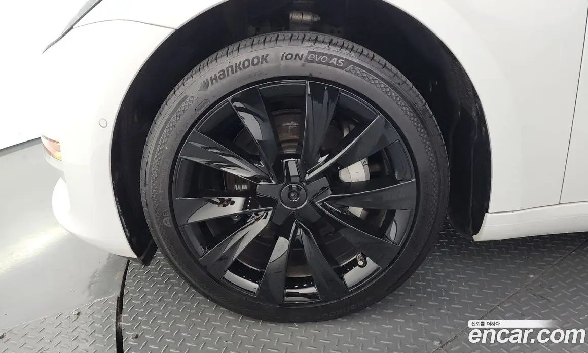 Tesla Model 3 2020 0.1 автомат (гидро), фото 5 Tesla Model 3 2020 0.1 автомат (гидро), фото 5