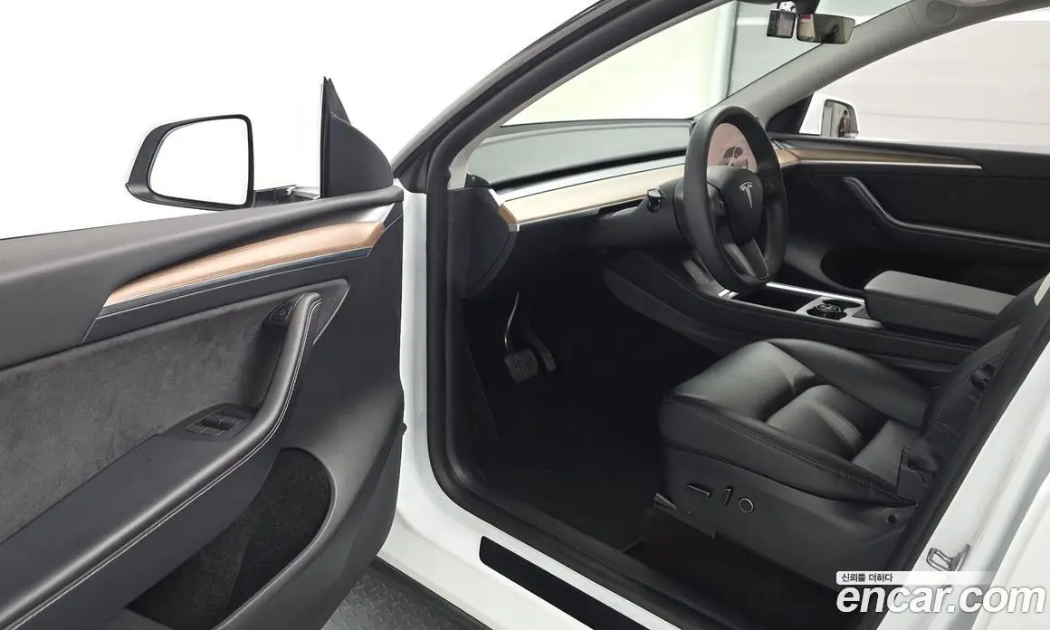 Tesla Model Y 2023 0.2 автомат (гидро), фото 13 Tesla Model Y 2023 0.2 автомат (гидро), фото 13