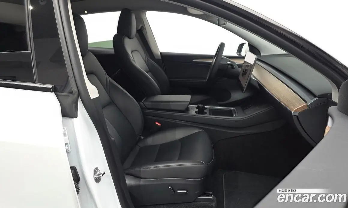 Tesla Model Y 2023 0.2 автомат (гидро), фото 16 Tesla Model Y 2023 0.2 автомат (гидро), фото 16