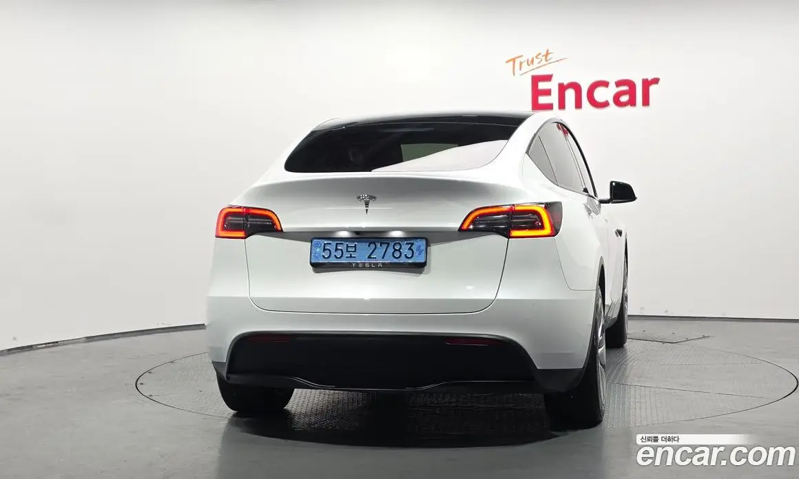 Tesla Model Y 2023 0.2 автомат (гидро), фото 4 Tesla Model Y 2023 0.2 автомат (гидро), фото 4