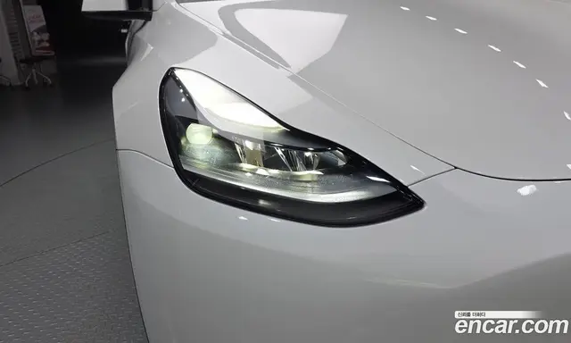 Tesla Model Y 2023 0.2 автомат (гидро), миниатюра 8 Tesla Model Y 2023 0.2 автомат (гидро), миниатюра 8