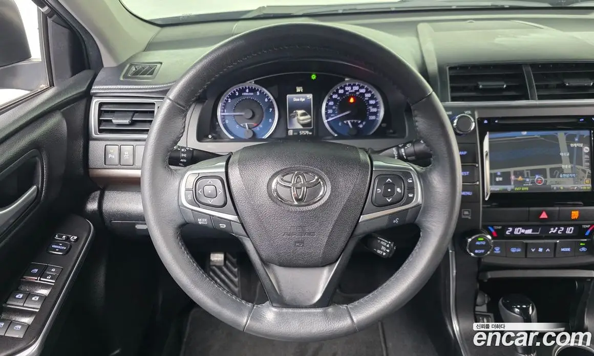 Toyota Camry 2017 2.5 автомат (гидро), фото 13 Toyota Camry 2017 2.5 автомат (гидро), фото 13