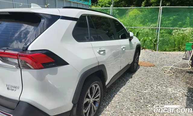 Toyota RAV4 2025 2.5 автомат (гидро), миниатюра 3 Toyota RAV4 2025 2.5 автомат (гидро), миниатюра 3
