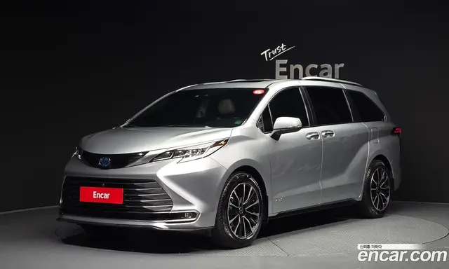 Toyota Sienna 2021 2.5 автомат (гидро), миниатюра 1 Toyota Sienna 2021 2.5 автомат (гидро), миниатюра 1