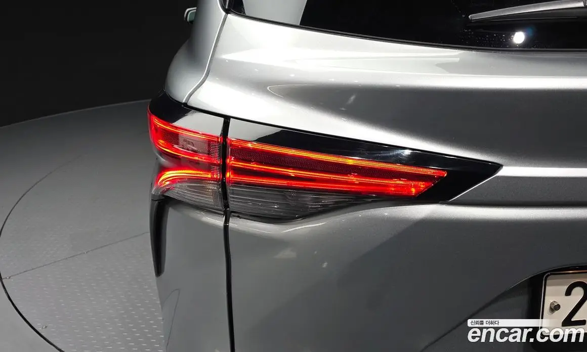 Toyota Sienna 2021 2.5 автомат (гидро), фото 9 Toyota Sienna 2021 2.5 автомат (гидро), фото 9