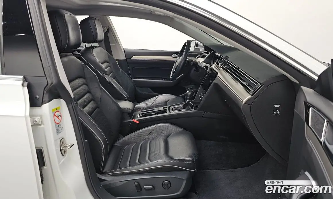 Volkswagen Arteon 2019 2.0 автомат (гидро), фото 16