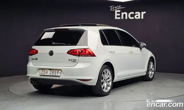 Volkswagen Golf 2014 2.0 автомат (гидро), миниатюра 2