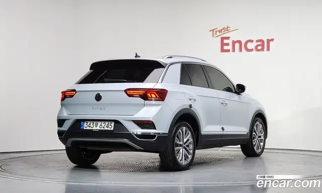 Volkswagen T-Roc 2021 2.0 автомат (гидро), миниатюра 2