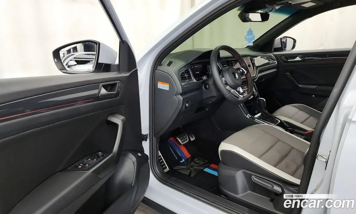 Volkswagen T-Roc 2021 2.0 автомат (гидро), фото 13