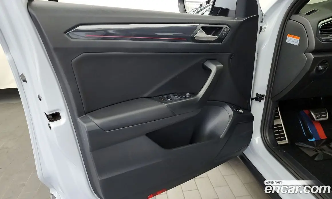 Volkswagen T-Roc 2021 2.0 автомат (гидро), фото 14