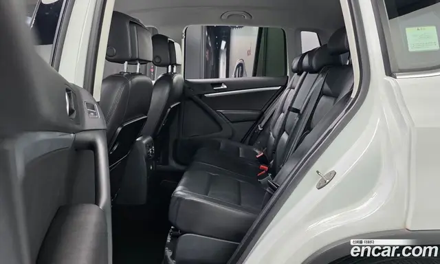 Volkswagen Tiguan 2015 2.0 автомат (гидро), миниатюра 12