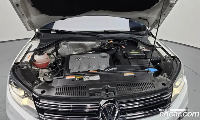 Volkswagen Tiguan 2015 2.0 автомат (гидро), миниатюра 6