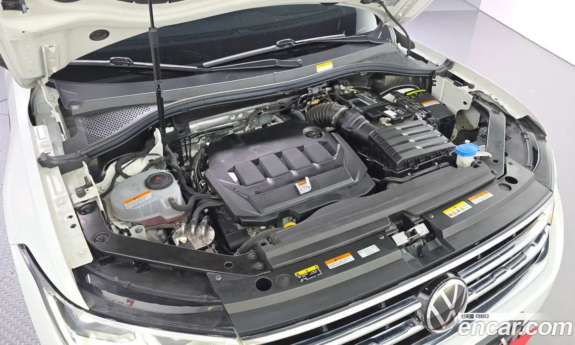 Volkswagen Tiguan 2022 2.0 автомат (гидро), фото 29