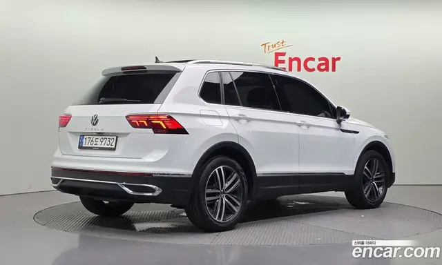 Volkswagen Tiguan 2022 2.0 автомат (гидро), миниатюра 2