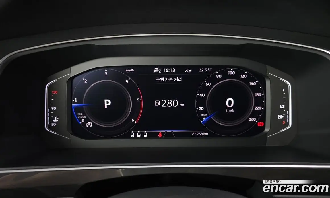 Volkswagen Tiguan 2022 2.0 автомат (гидро), фото 11