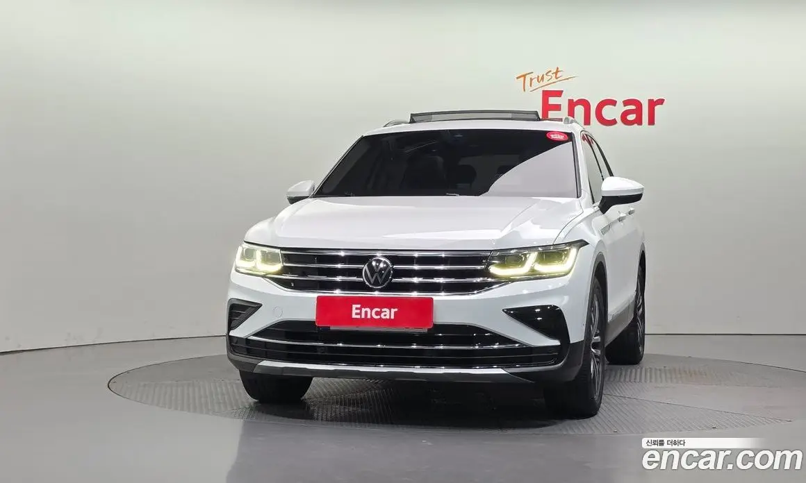 Volkswagen Tiguan 2022 2.0 автомат (гидро), фото 3