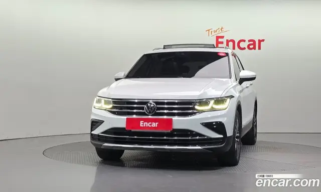Volkswagen Tiguan 2022 2.0 автомат (гидро), миниатюра 3
