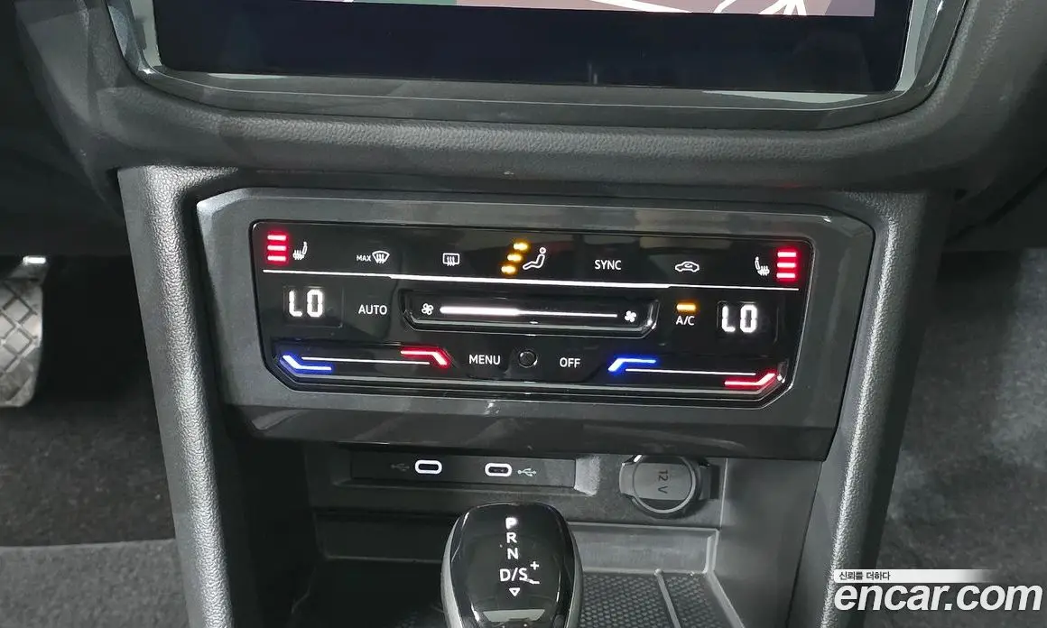 Volkswagen Tiguan 2022 2.0 автомат (гидро), фото 29