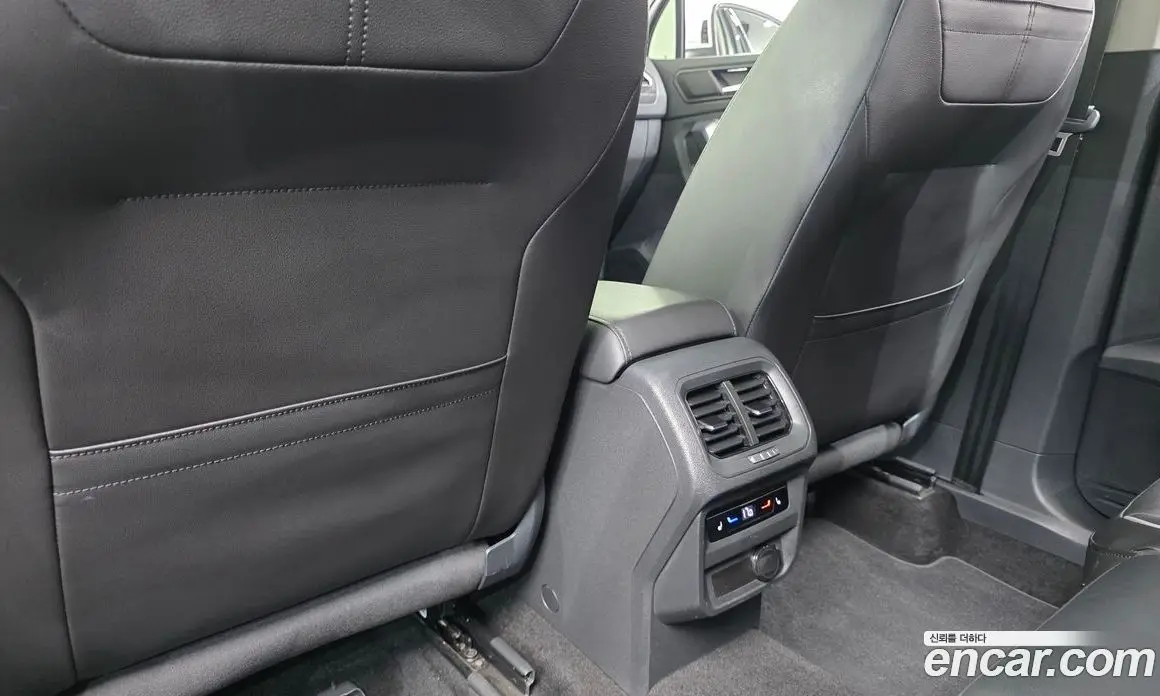 Volkswagen Tiguan 2022 2.0 автомат (гидро), фото 34