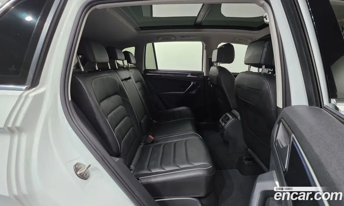 Volkswagen Tiguan 2022 2.0 автомат (гидро), фото 35