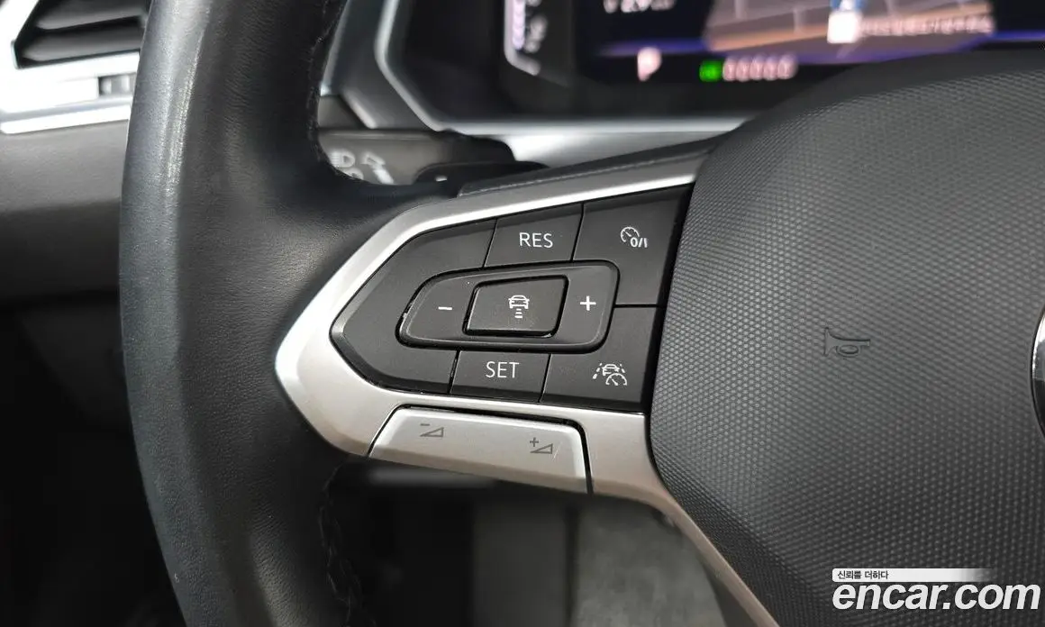 Volkswagen Tiguan 2023 2.0 автомат (гидро), фото 29