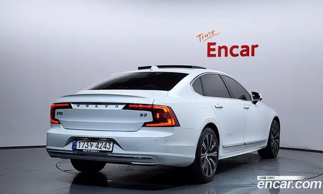 Volvo S90 2022 2.0 автомат (гидро), миниатюра 2