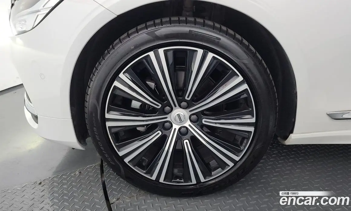 Volvo S90 2022 2.0 автомат (гидро), фото 5