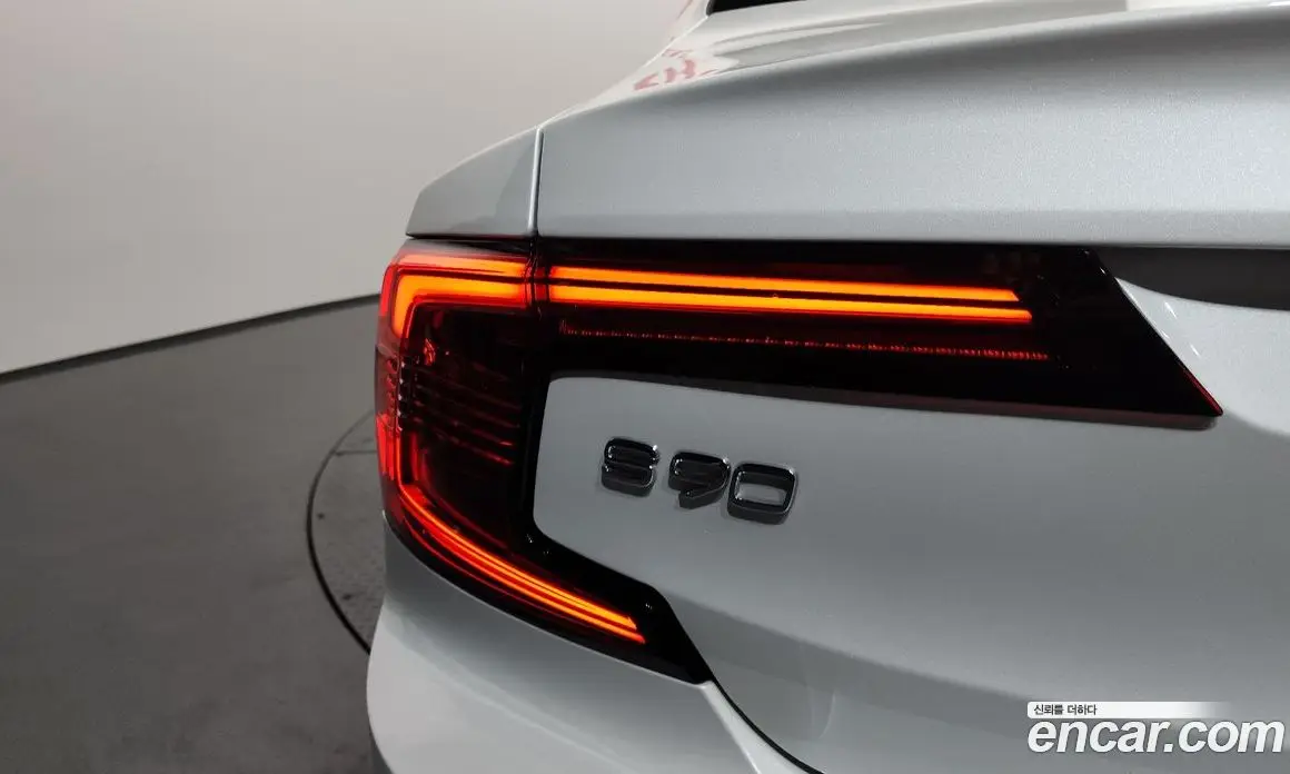 Volvo S90 2022 2.0 автомат (гидро), фото 9