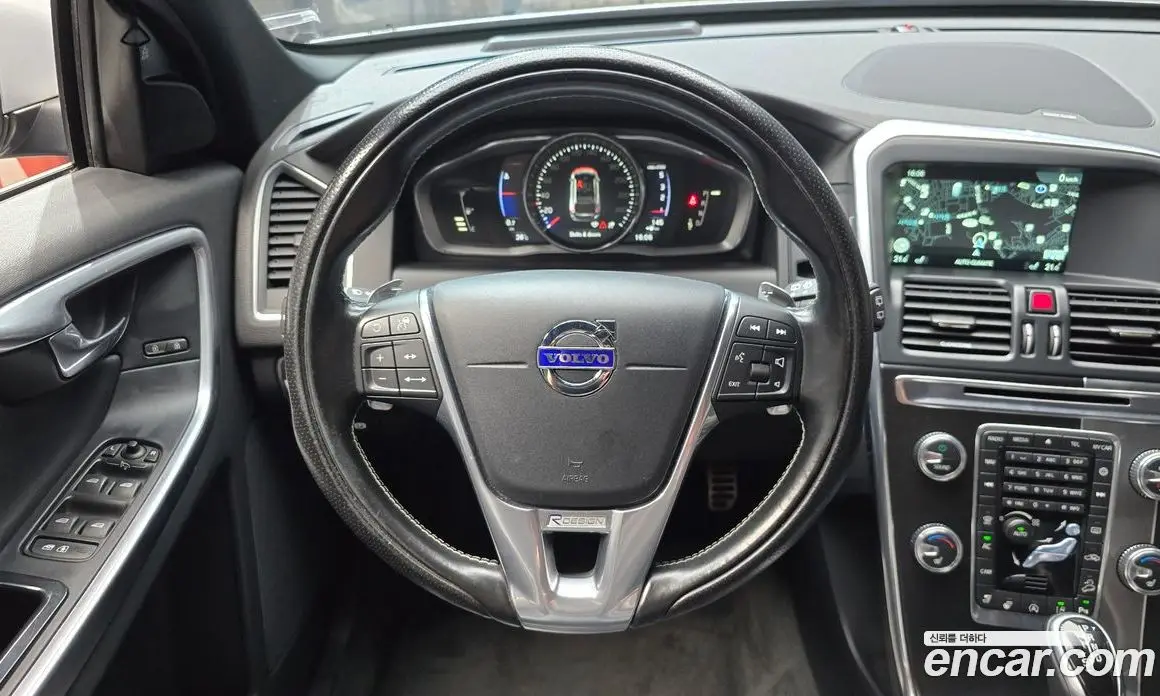 Volvo XC60 2016 2.4 автомат (гидро), фото 13