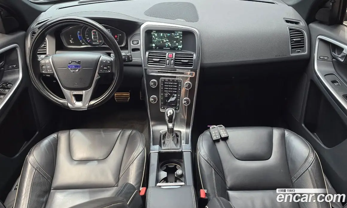 Volvo XC60 2016 2.4 автомат (гидро), фото 7