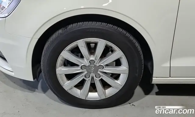 Audi A3 2014 1.6 автомат (гидро), миниатюра 5