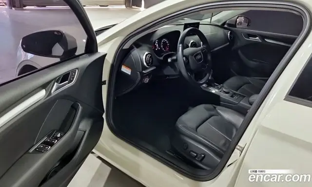 Audi A3 2014 1.6 автомат (гидро), миниатюра 10