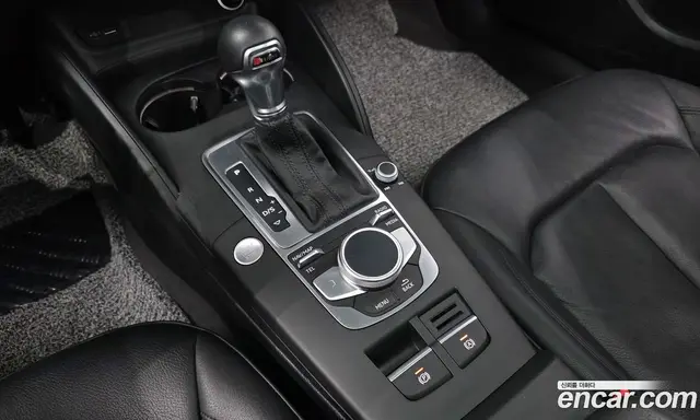 Audi A3 2018 2.0 автомат (гидро), миниатюра 12