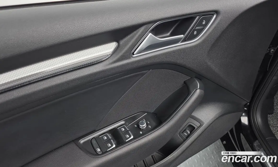 Audi A3 2018 2.0 автомат (гидро), фото 20