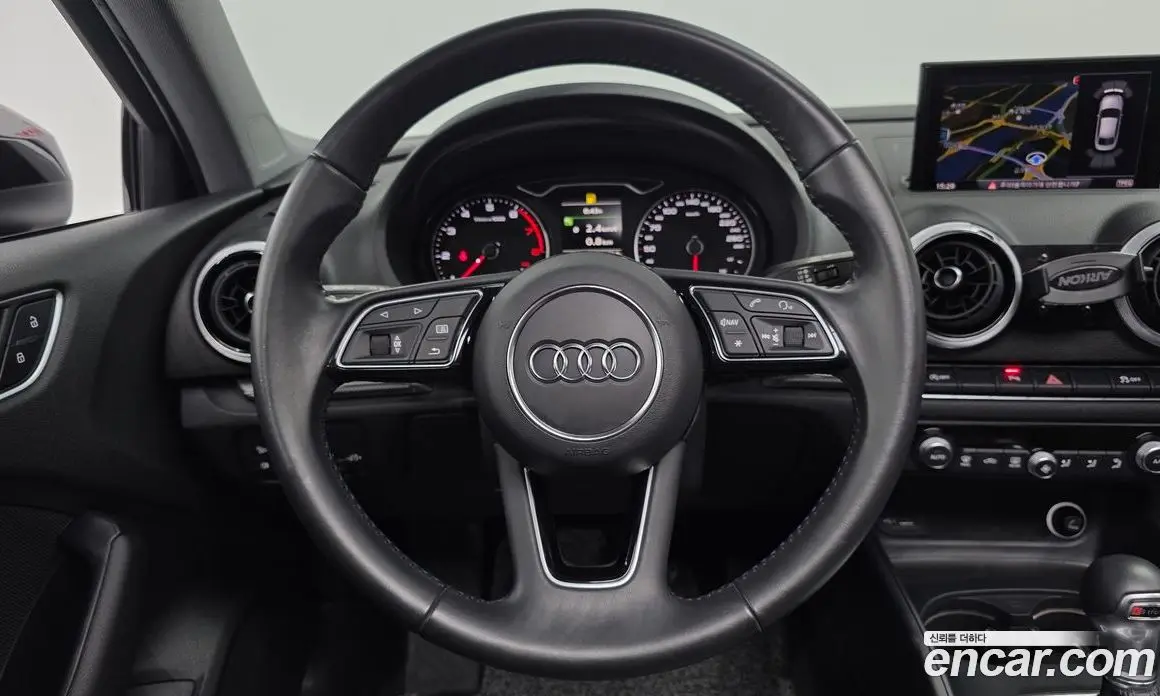 Audi A3 2018 2.0 автомат (гидро), фото 21