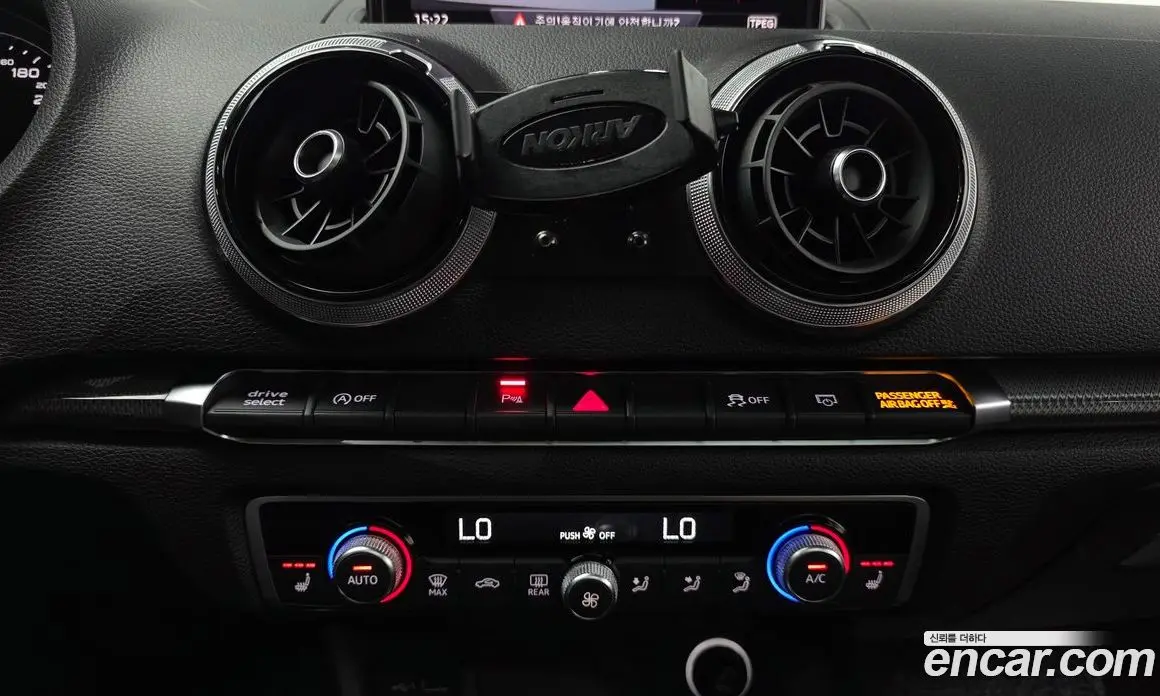 Audi A3 2018 2.0 автомат (гидро), фото 24