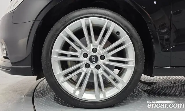 Audi A3 2018 2.0 автомат (гидро), миниатюра 5