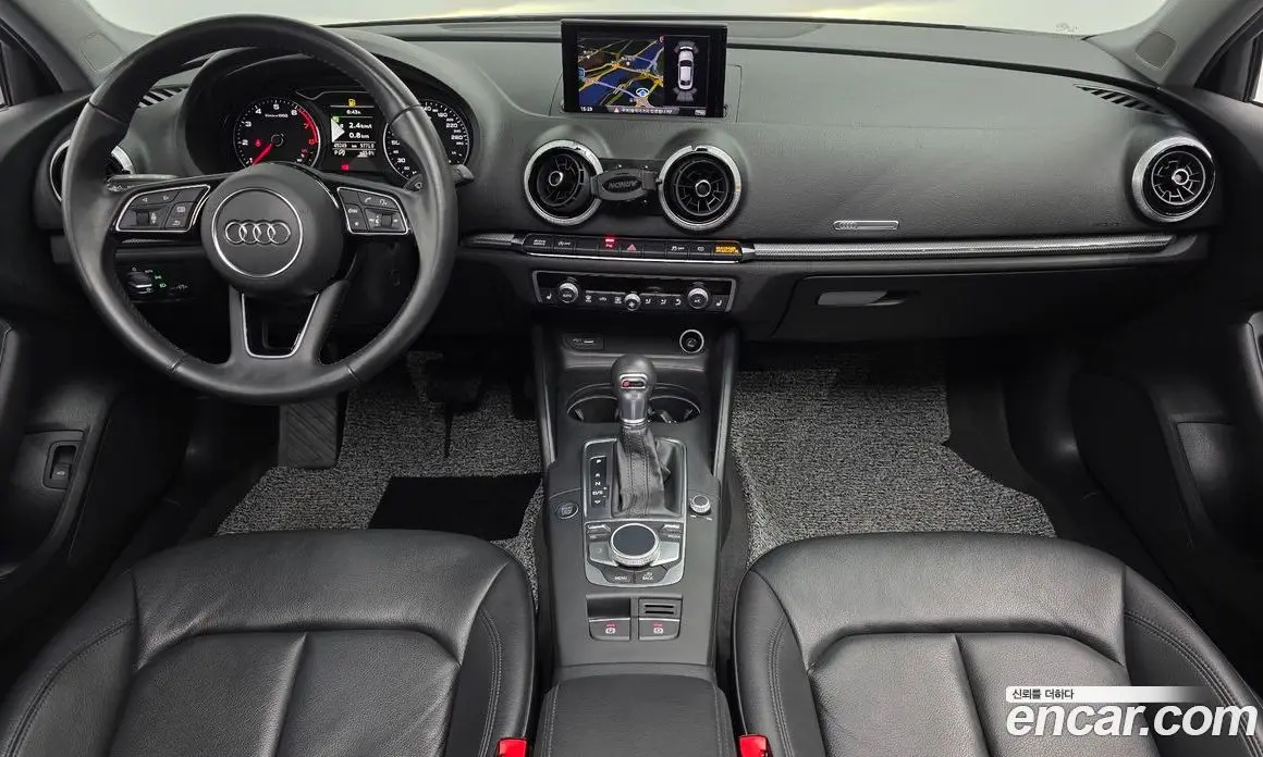 Audi A3 2018 2.0 автомат (гидро), фото 10