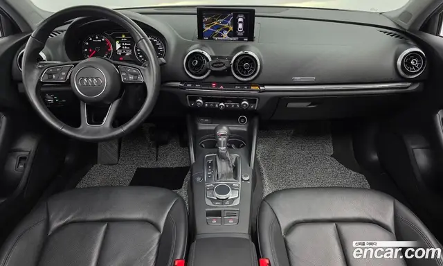 Audi A3 2018 2.0 автомат (гидро), миниатюра 10