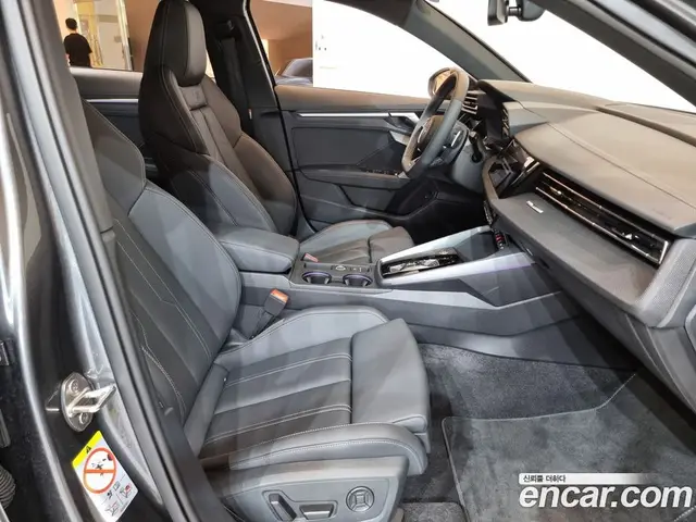 Audi A3 2025 2.0 автомат (гидро), миниатюра 11