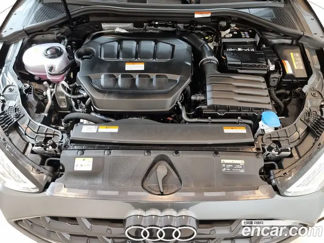 Audi A3 2025 2.0 автомат (гидро), миниатюра 6