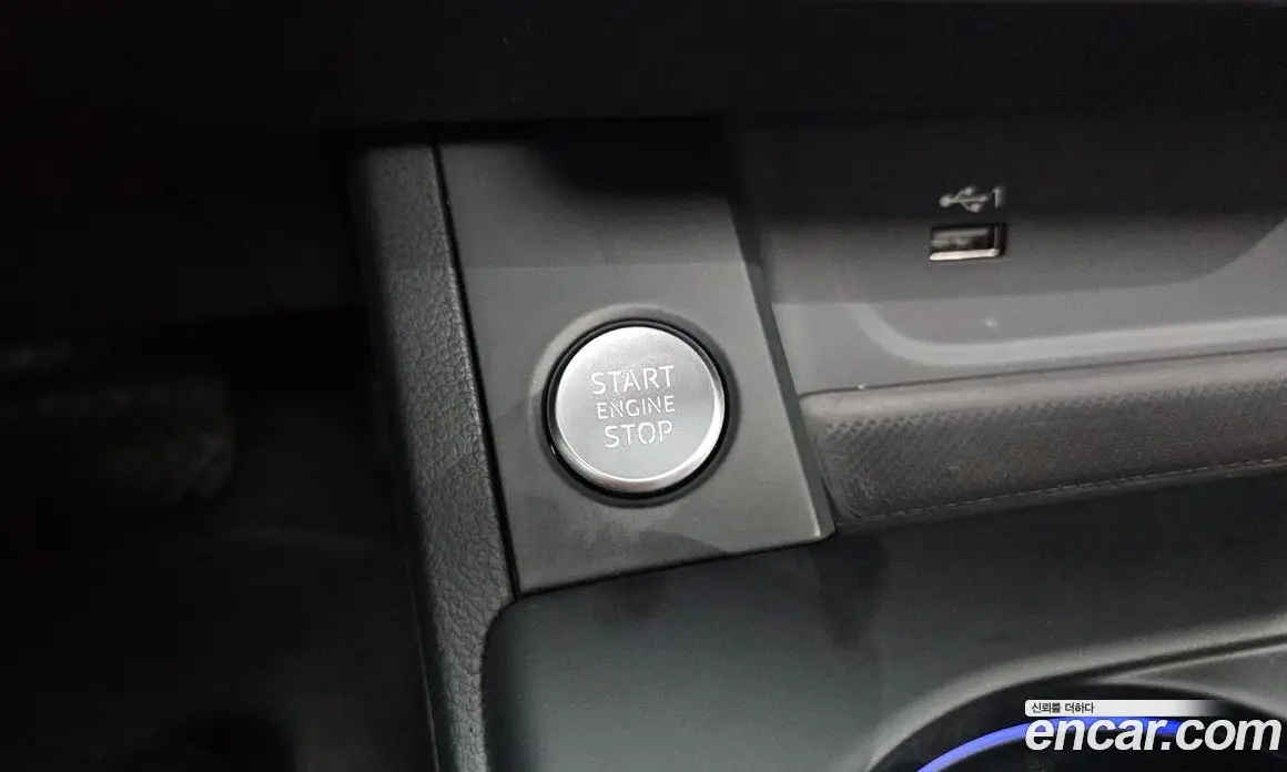 Audi A4 2021 2.0 автомат (гидро), фото 27