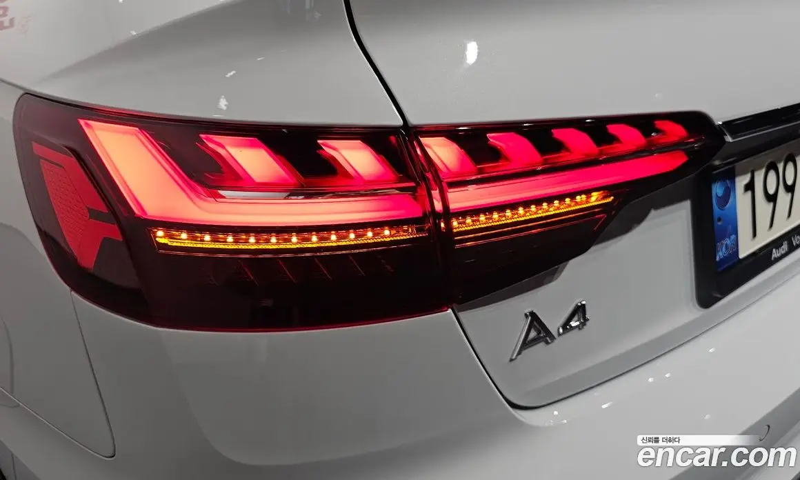 Audi A4 2021 2.0 автомат (гидро), фото 8
