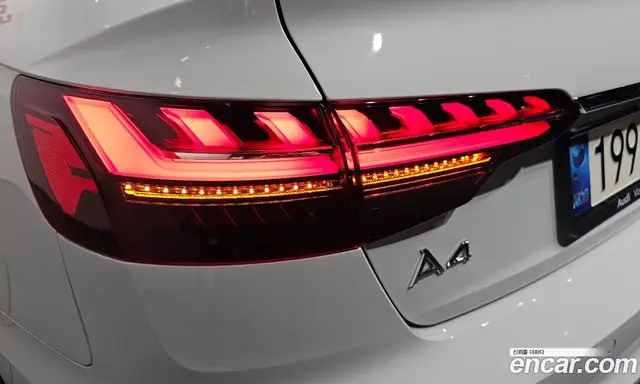 Audi A4 2021 2.0 автомат (гидро), миниатюра 8