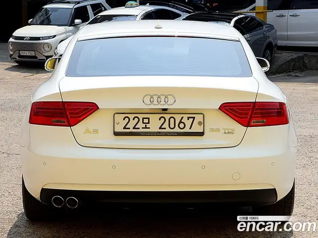 Audi A5 2014 2.0 автомат (гидро), миниатюра 3