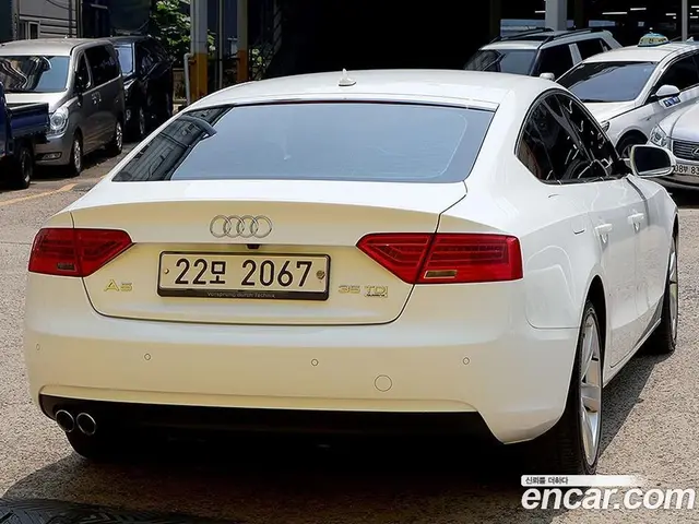 Audi A5 2014 2.0 автомат (гидро), миниатюра 4