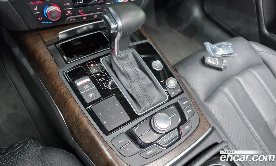 Audi A6 2014 3.0 автомат (гидро), фото 9