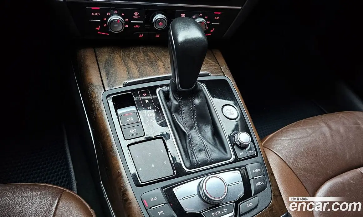 Audi A6 2016 2.0 автомат (гидро), фото 9