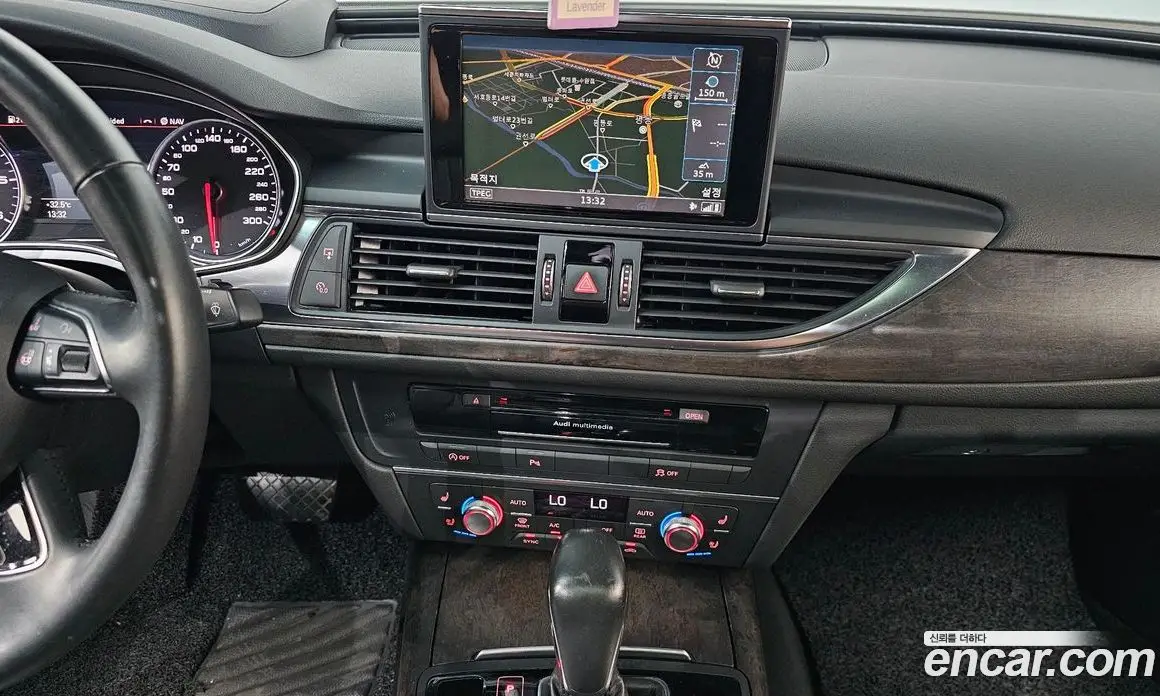 Audi A6 2018 2.0 автомат (гидро), фото 13