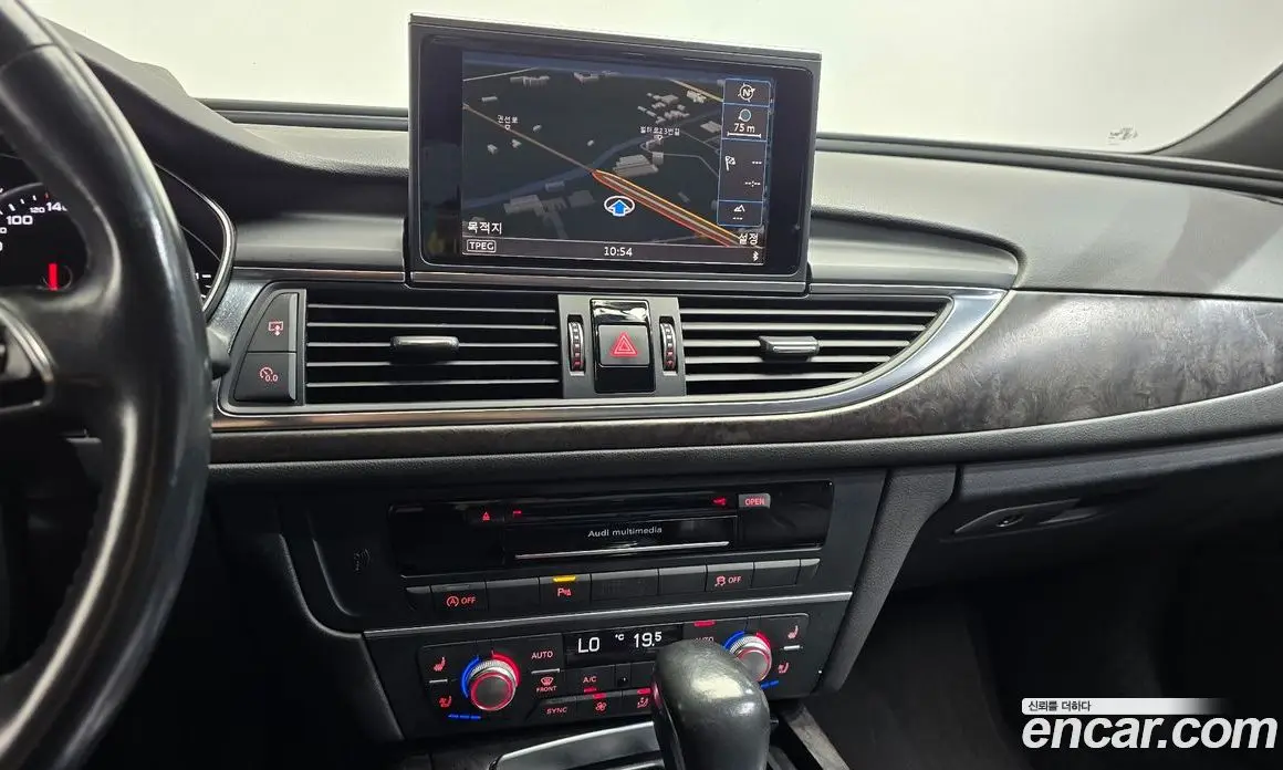 Audi A6 2018 2.0 автомат (гидро), фото 12